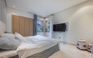 Property slide 17