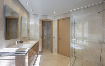 Property slide 22
