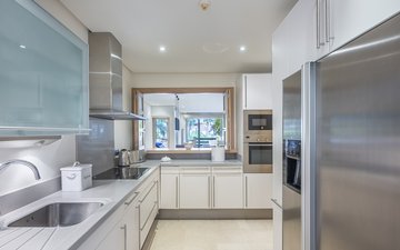 Property slide 31