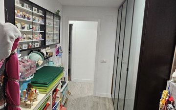 Property slide 20