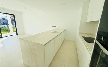 Property slide 6