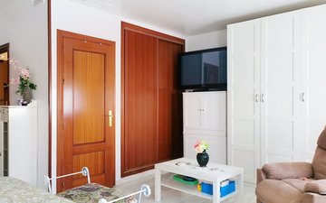 Property slide 10
