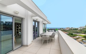Property slide 14