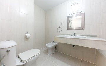 Property slide 20