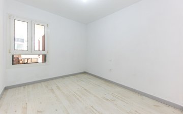 Property slide 22