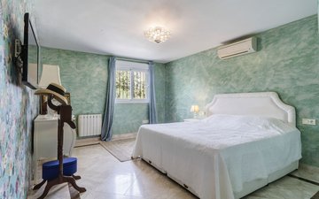 Property slide 16