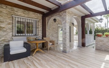 Property slide 40
