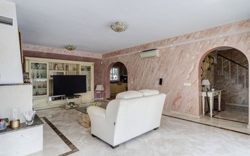 Property slide 5