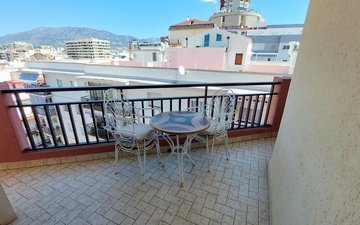 Property slide 39