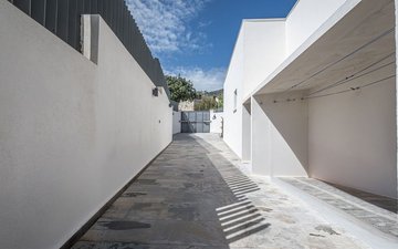 Property slide 21