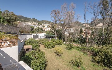 Property slide 27