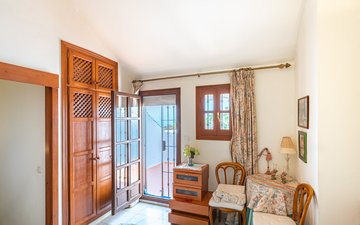 Property slide 20