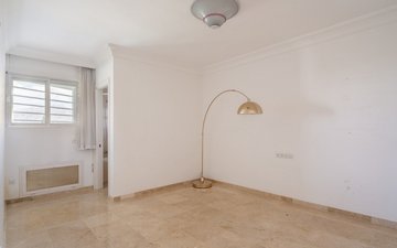 Property slide 14