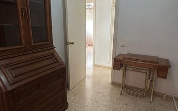 Property slide 7