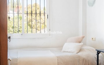 Property slide 20