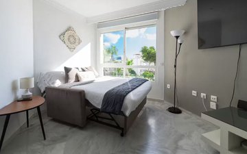 Property slide 20