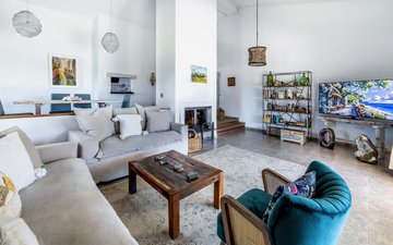 Property slide 10