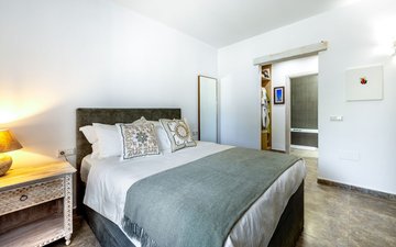 Property slide 19