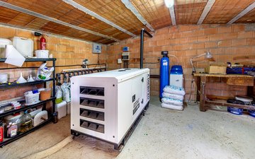 Property slide 40