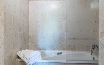 Property slide 25