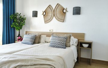 Property slide 18