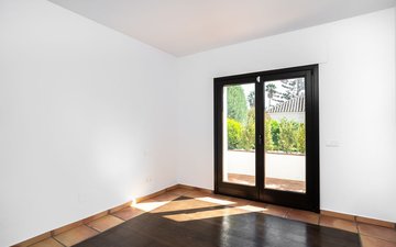 Property slide 22