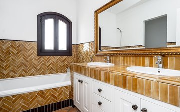 Property slide 24