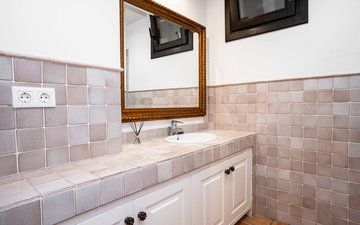 Property slide 42