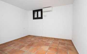 Property slide 43