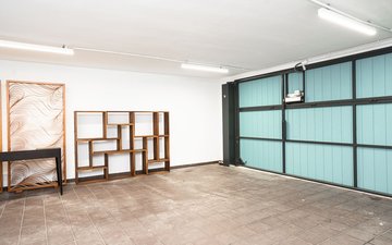 Property slide 46