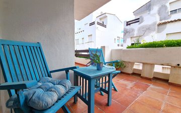 Property slide 10