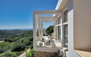Property slide 17