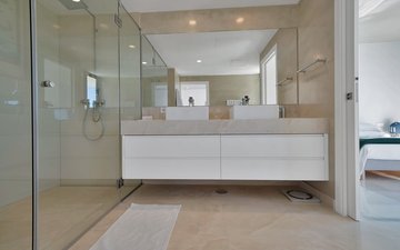 Property slide 20