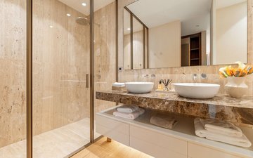 Property slide 20