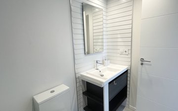 Property slide 22