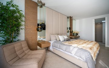 Property slide 21