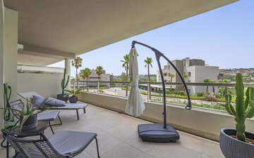Property slide 18