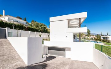 Property slide 15