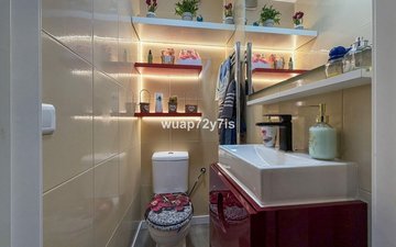 Property slide 16