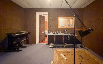 Property slide 26