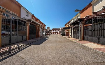 Property slide 39