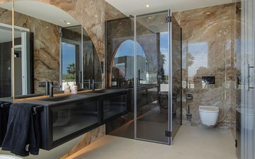 Property slide 14