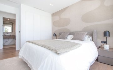 Property slide 17