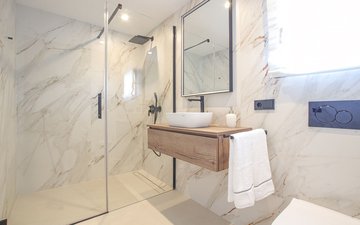 Property slide 18