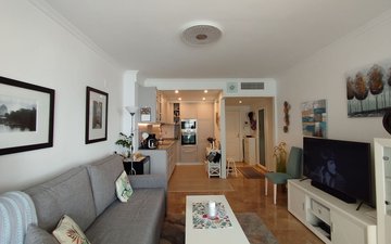 Property slide 20