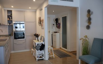 Property slide 25