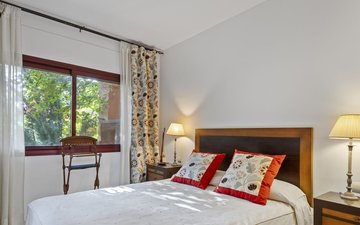 Property slide 17