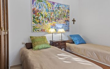 Property slide 19