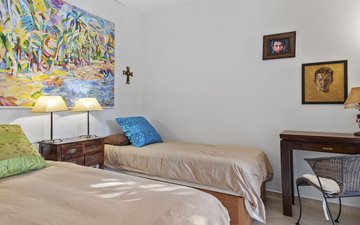 Property slide 20
