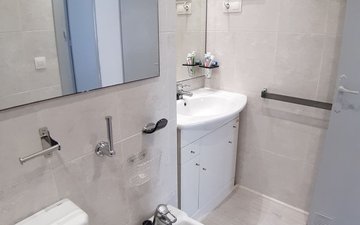 Property slide 25